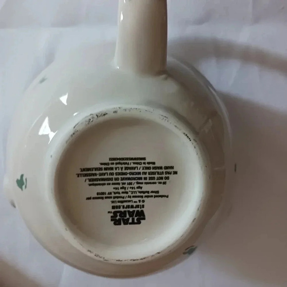 -Star wars the mandalorian child grogu seated 3d mug - Picture 8 of 8